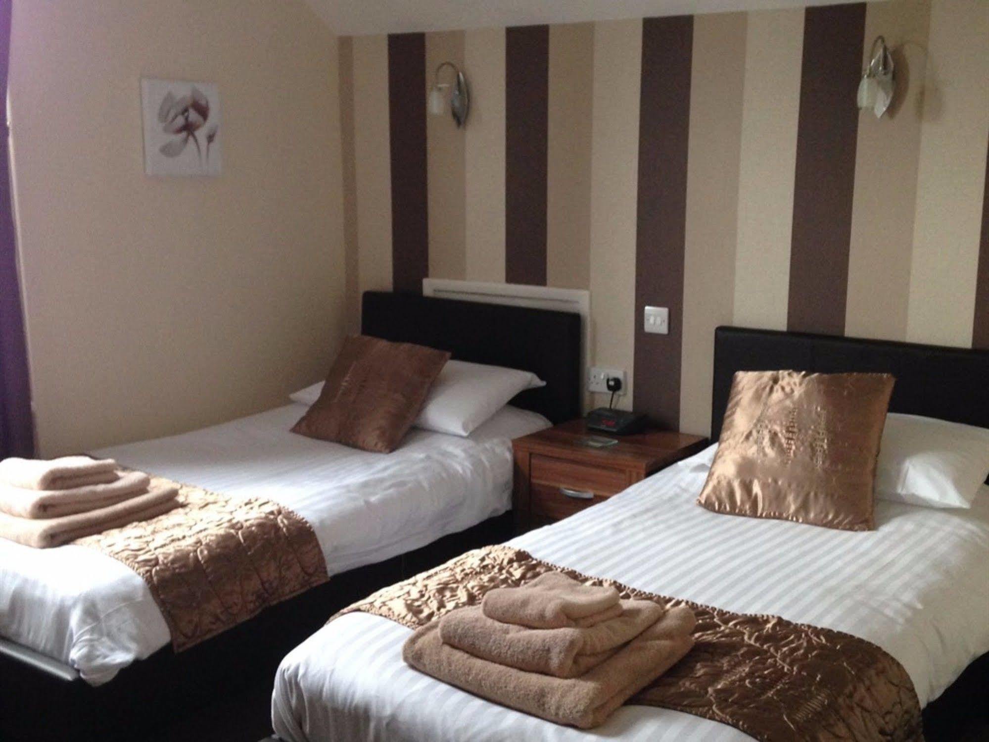 Spindrift Guest House - Adults Only Грейт-Ярмут Екстер'єр фото